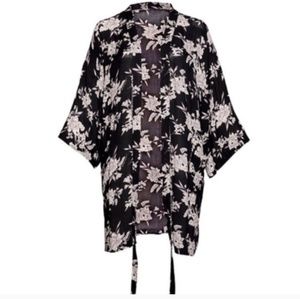Fabfitfun Spiritual Gangster black floral kimono